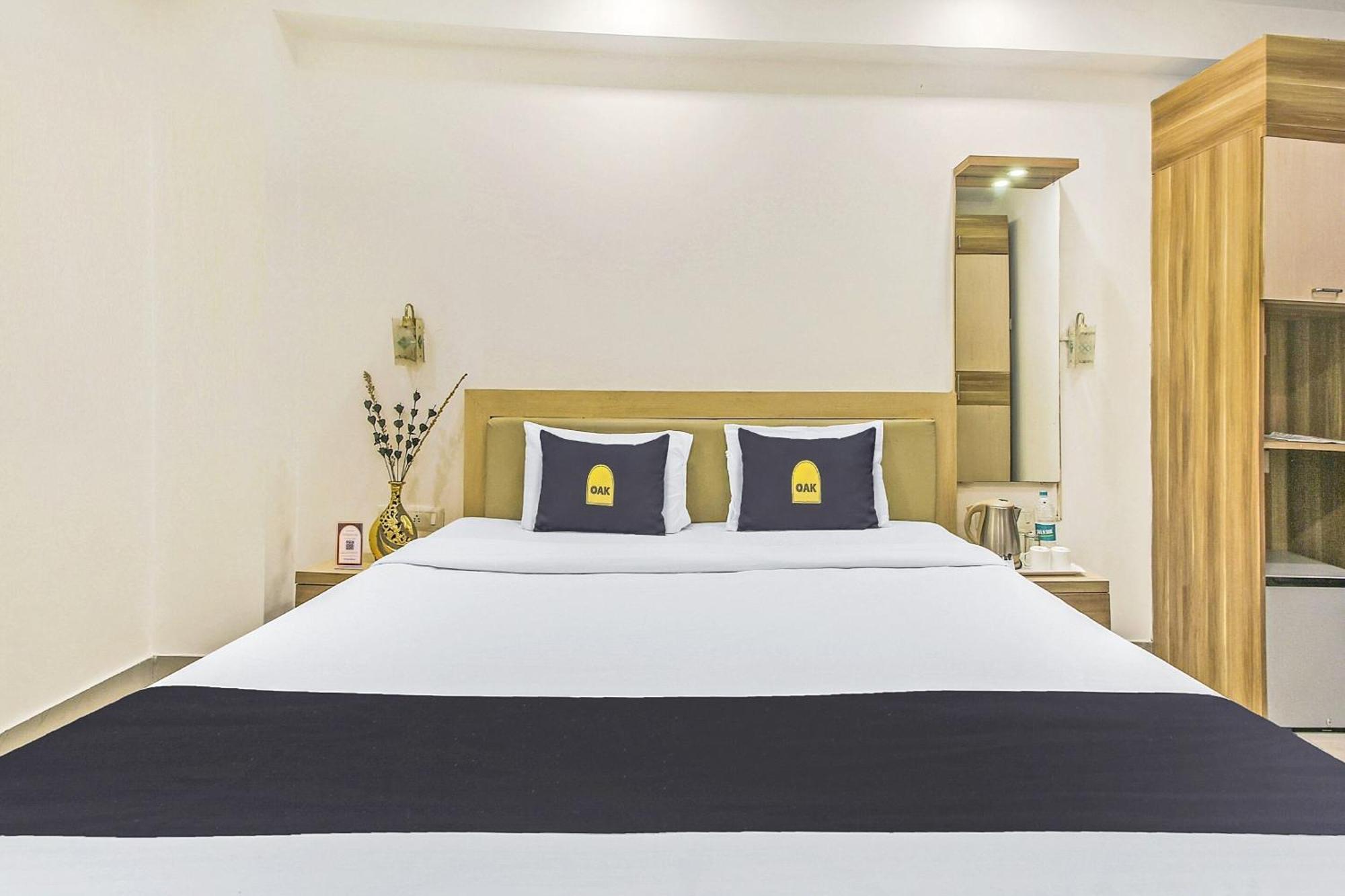 Super Townhouse Oak The Platinum Studio New Town Екстериор снимка