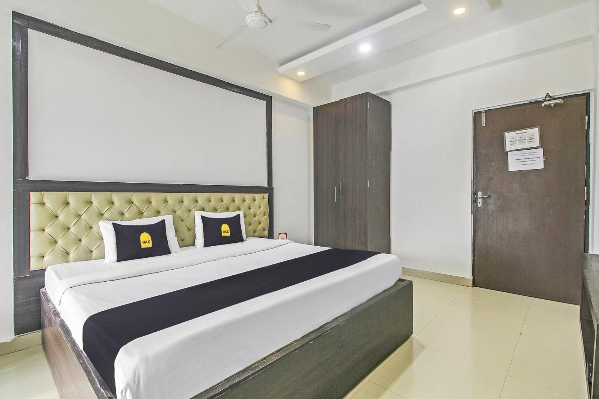 Super Townhouse Oak The Platinum Studio New Town Екстериор снимка