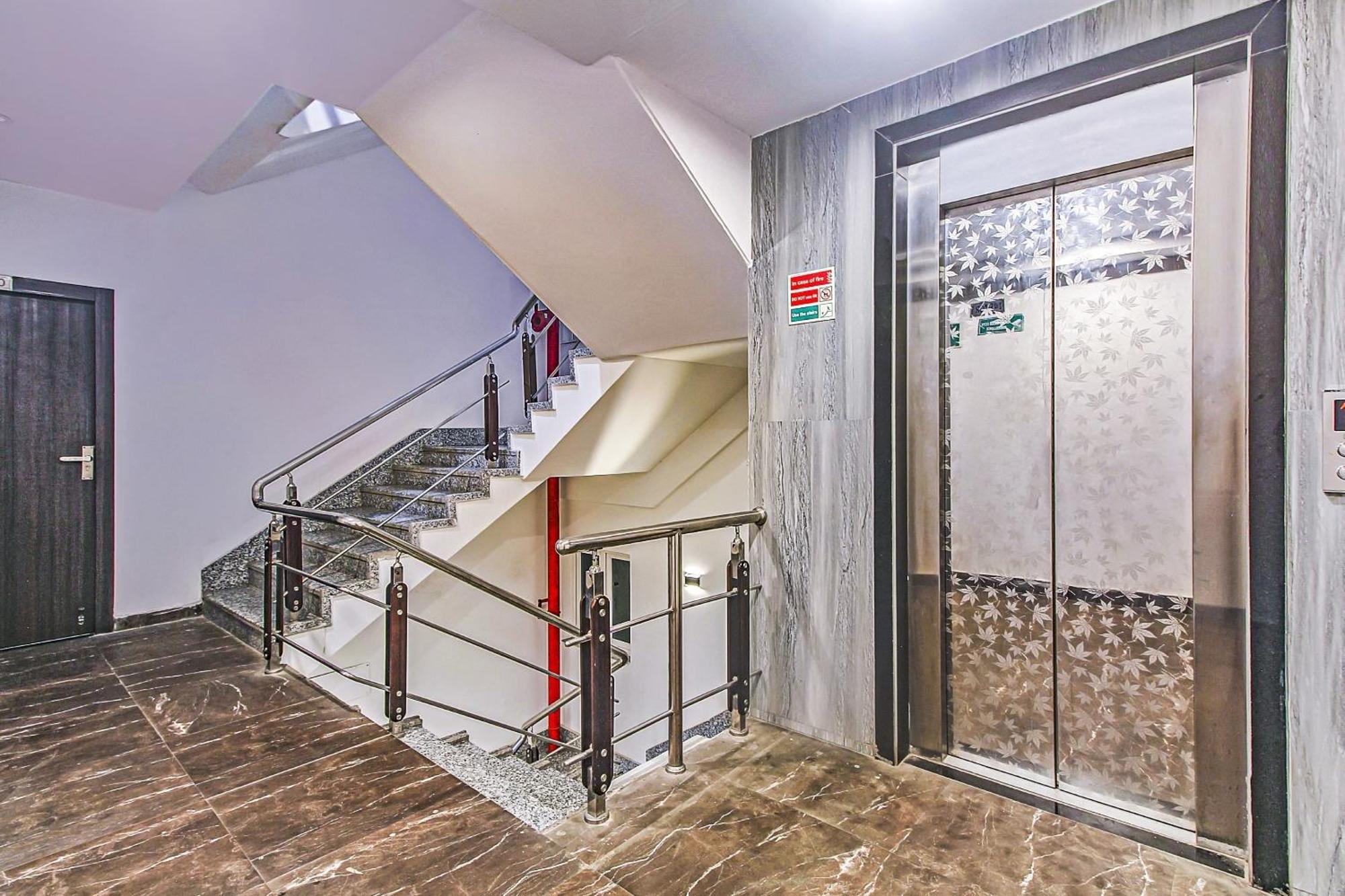Super Townhouse Oak The Platinum Studio New Town Екстериор снимка